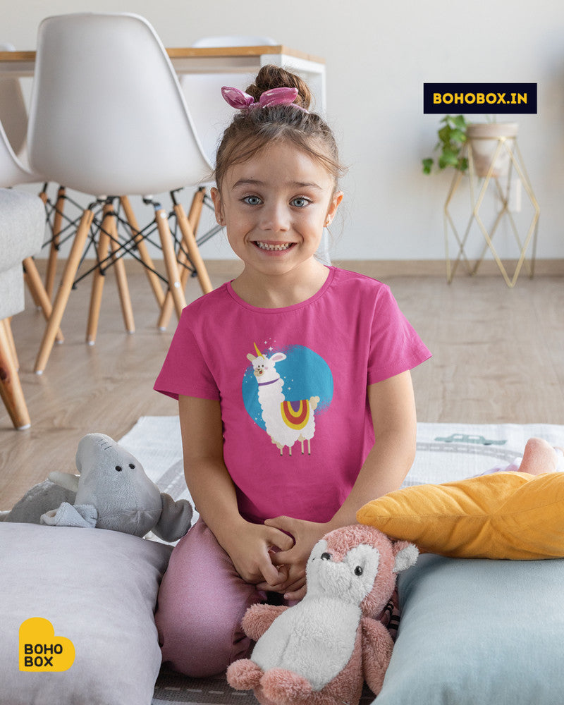 Alpaca and Unicorn! The two of the cutest creatures together, now spreading smiles through your clothing!