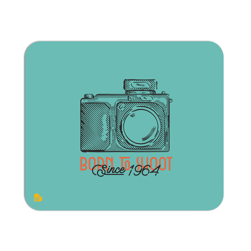Born to shoot | Mouse Pad