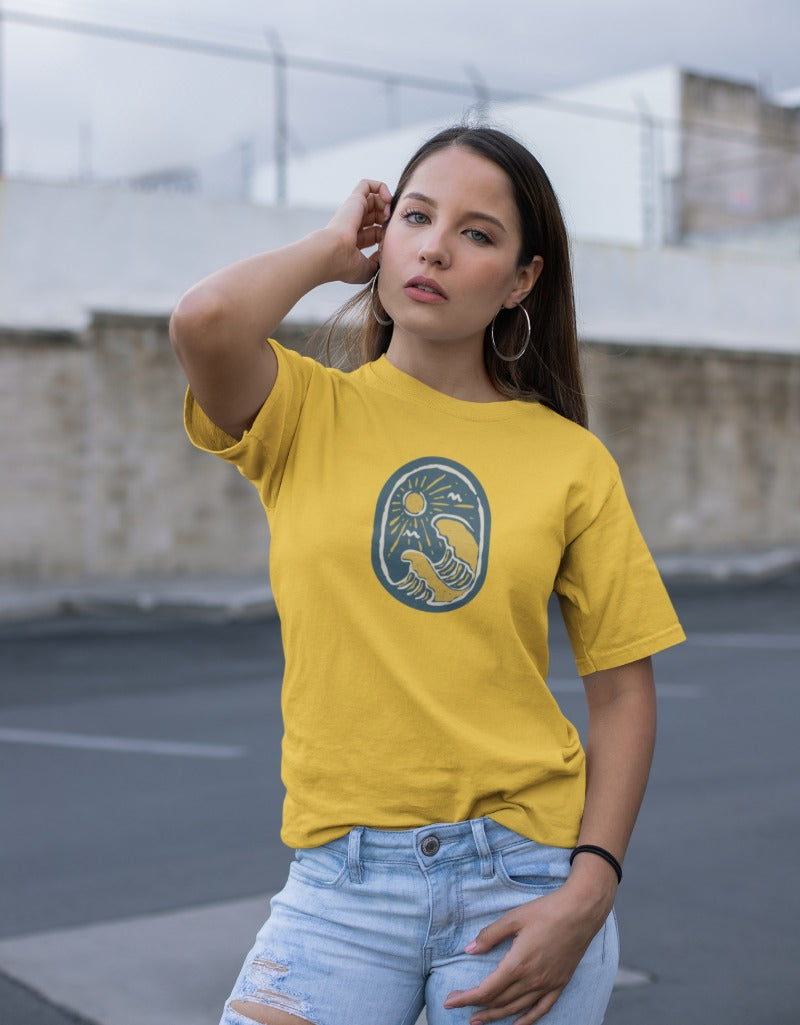 Chase the Sun Travel | Unisex T-Shirt