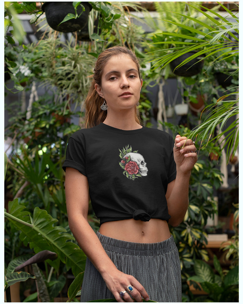 Skull and Roses | Unisex T-Shirt