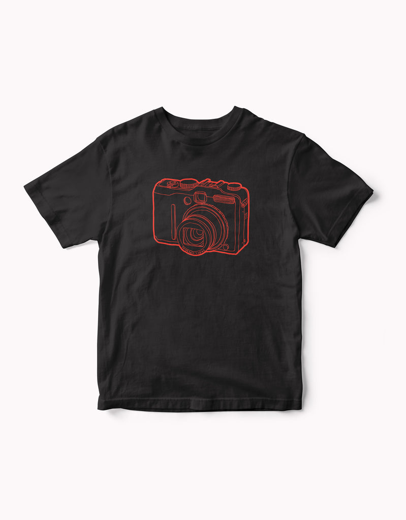 Love My Camera S14 Photography | Unisex T-shirt
