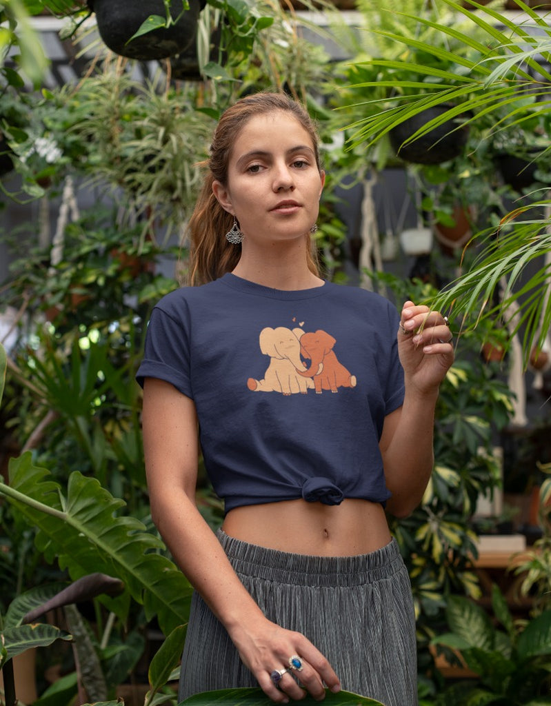 Elephants Love Animal/ Pet Lover | Unisex T-Shirt